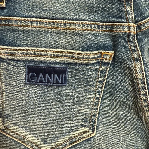 Ganni Blue Straight Leg Jeans with Classic Style - Picture 5 of 5